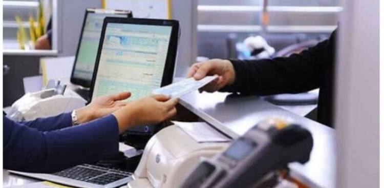 دستور وزیر اقتصاد: بانک‎ها باید یک نسخه از قرارداد را به مشتری بدهند