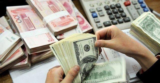 طغیانی: چندنرخی بودن ارز رانت ایجاد می‌کند