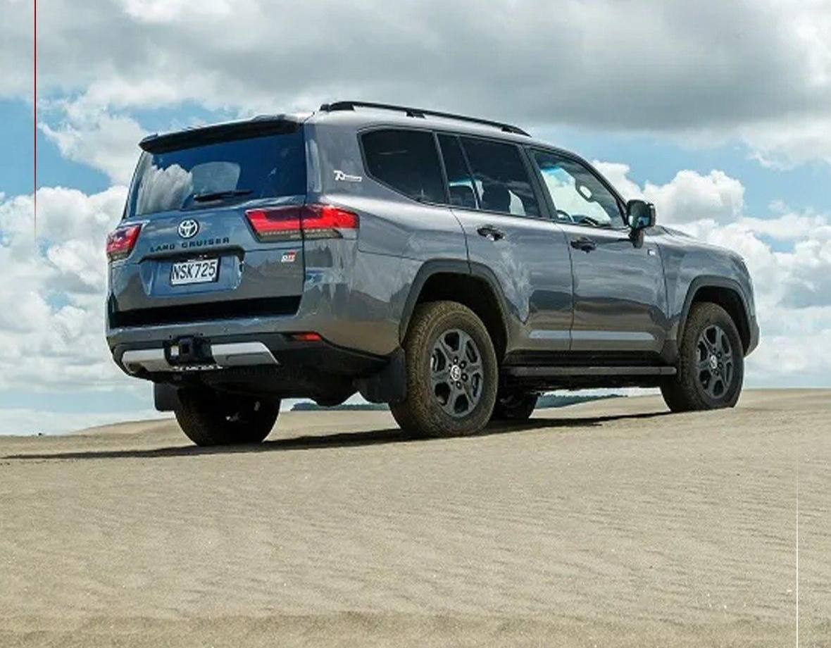 واردات لندکروز ۲۰۲۵ با ارز ۷۱ هزار تومانی