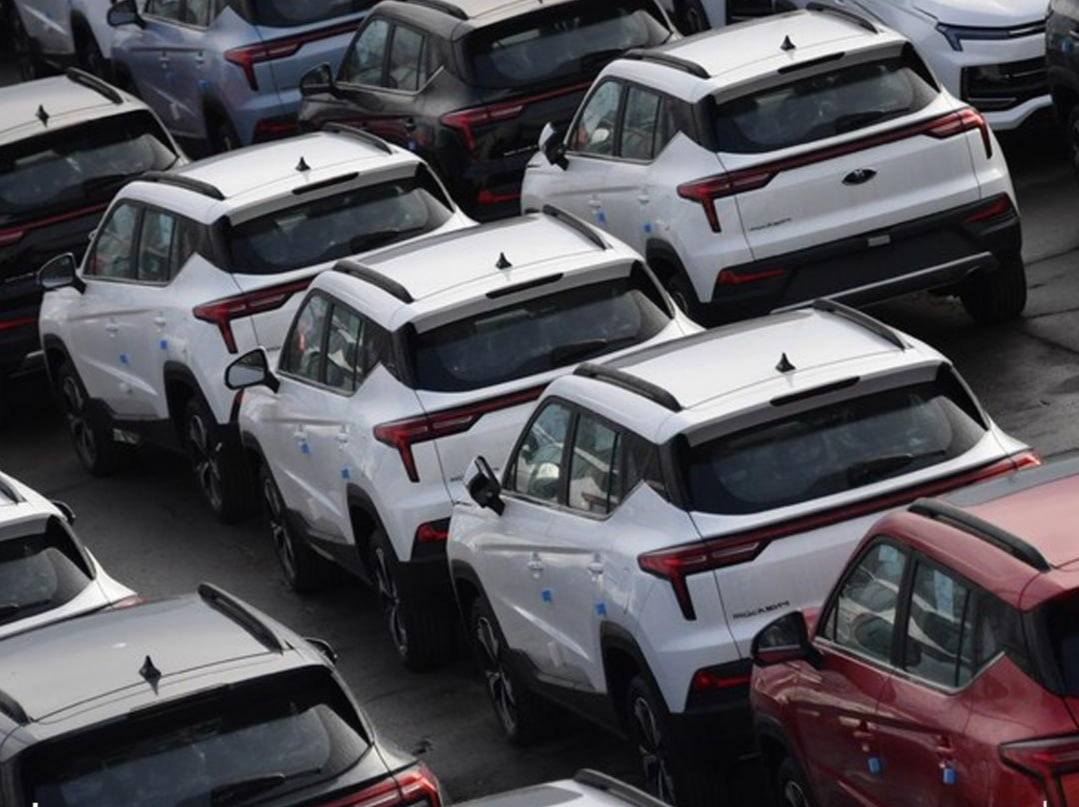 ورود خارج‌نشین‌ها به بازار خودرو در داخل کشور